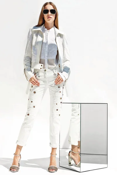 Look 30